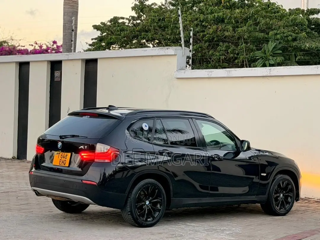 BMW X1 2011 Black