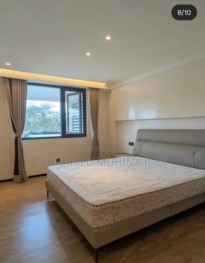 Furnished 3bdrm Duplex in Oyster Bay for rent