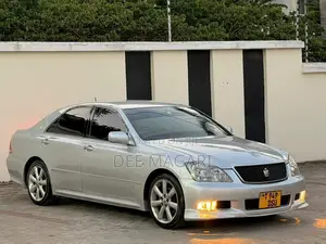 Toyota Crown 2006 Silver