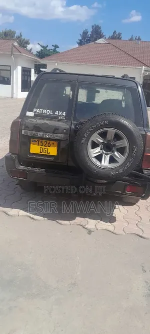 Nissan Patrol 2009 Black
