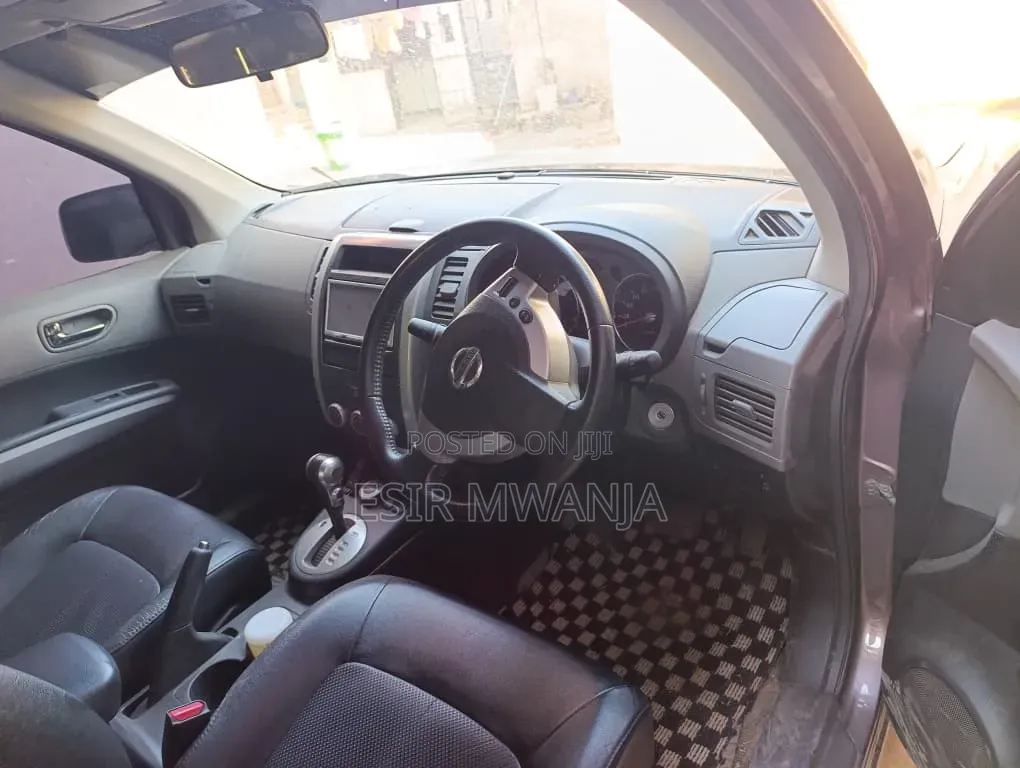 Nissan X-Trail 2008 Gray