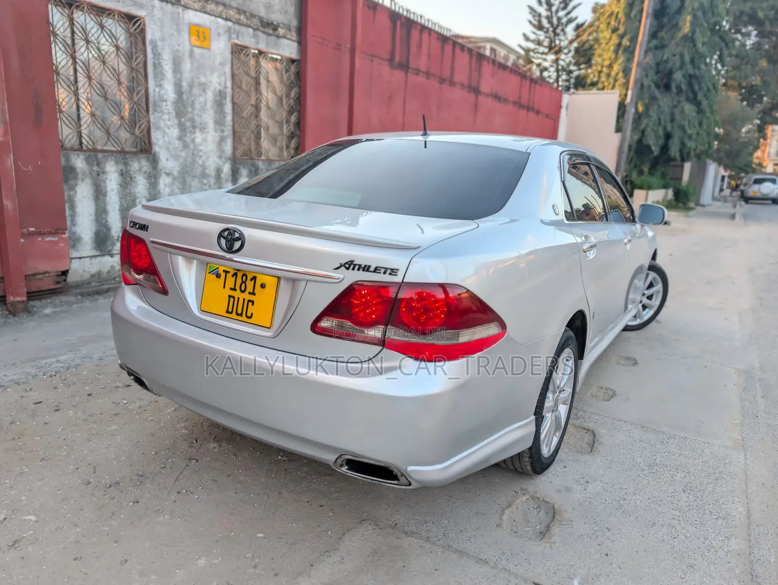 Toyota Crown 2009 Silver