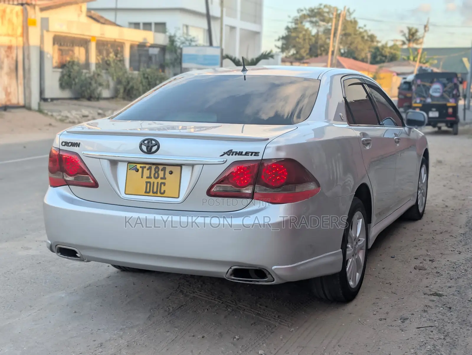 Toyota Crown 2009 Silver