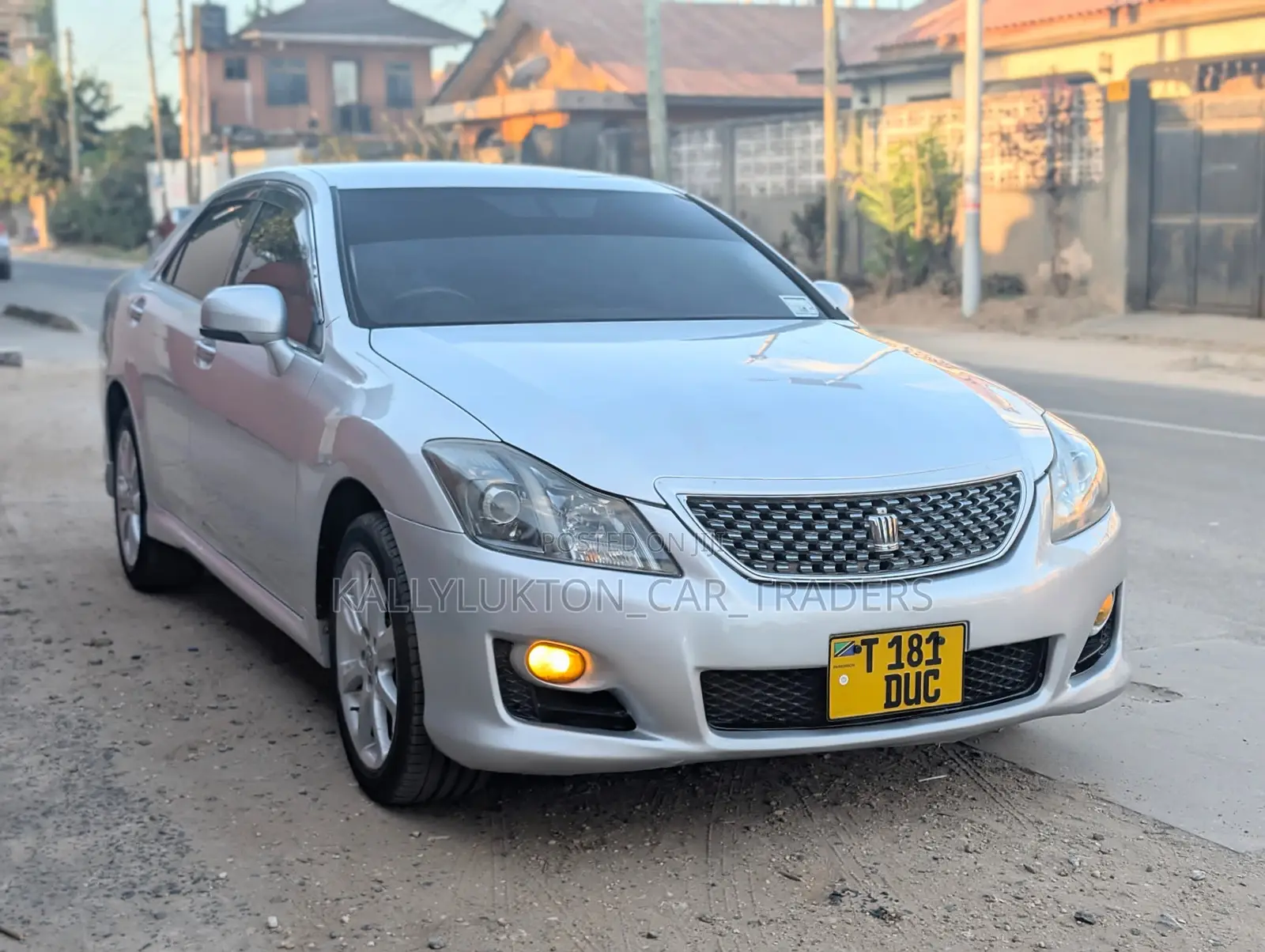 Toyota Crown 2009 Silver