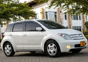 Toyota IST 2004 White