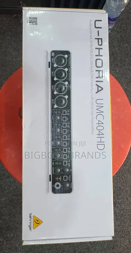 Behringer U-Phoria UMC404HD USB Audio and MIDI Interface