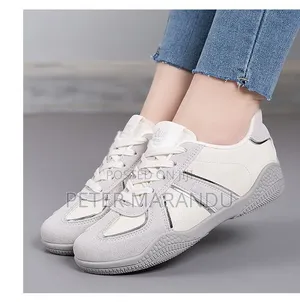 Viatu Vya Raba Vya Kike (Quality Ladies Sneakers) - Mtindo Wa Kisasa