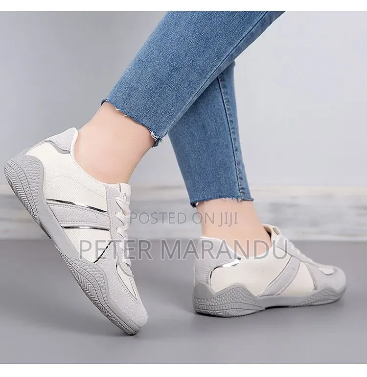 Viatu Vya Raba Vya Kike (Quality Ladies Sneakers) - Mtindo Wa Kisasa