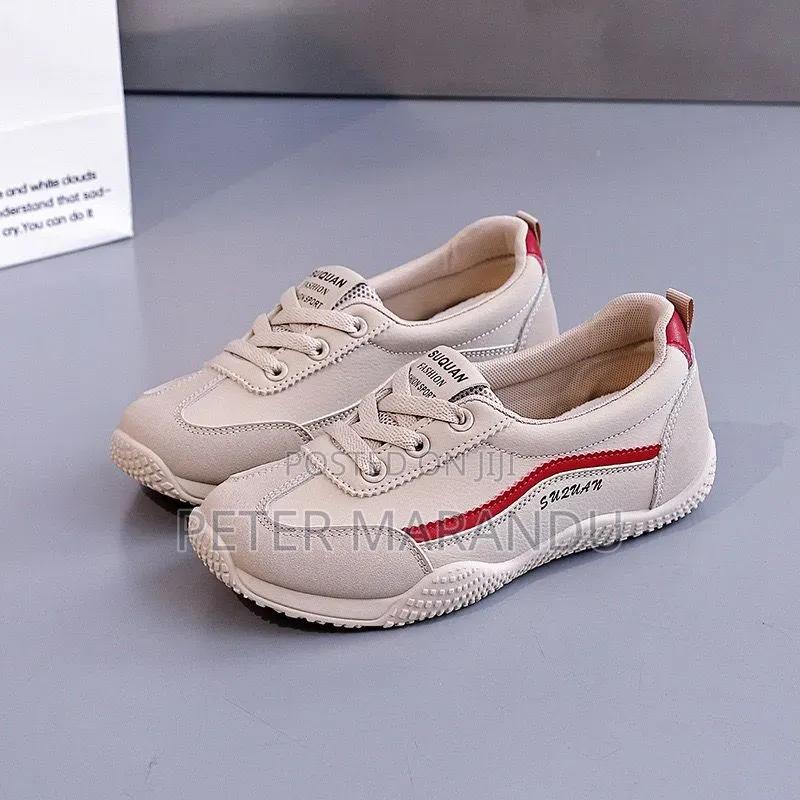 Viatu Vya Raba Vya Kike (Quality Ladies Sneakers) - Mtindo Wa Kisasa