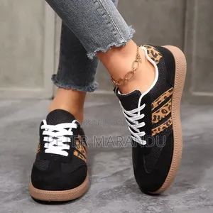 Ladies Walking Casual Sneakers