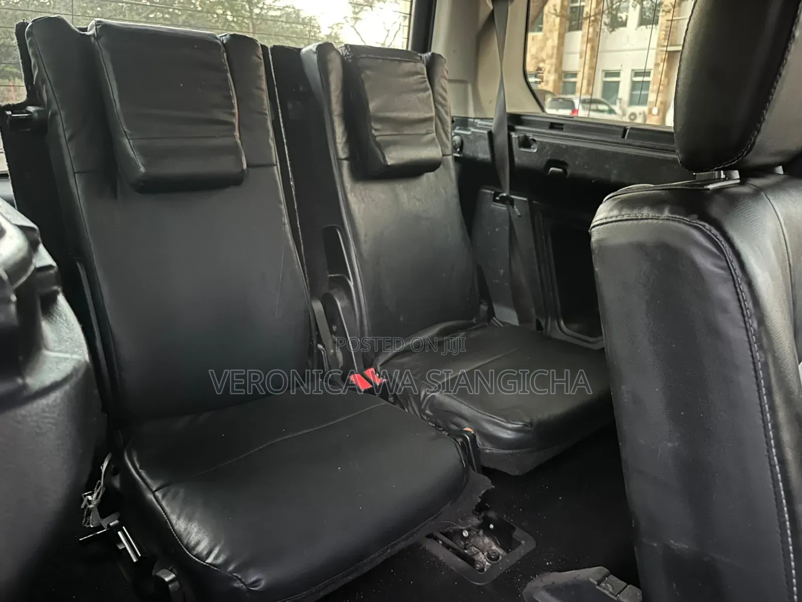 Land Rover Discovery 2011