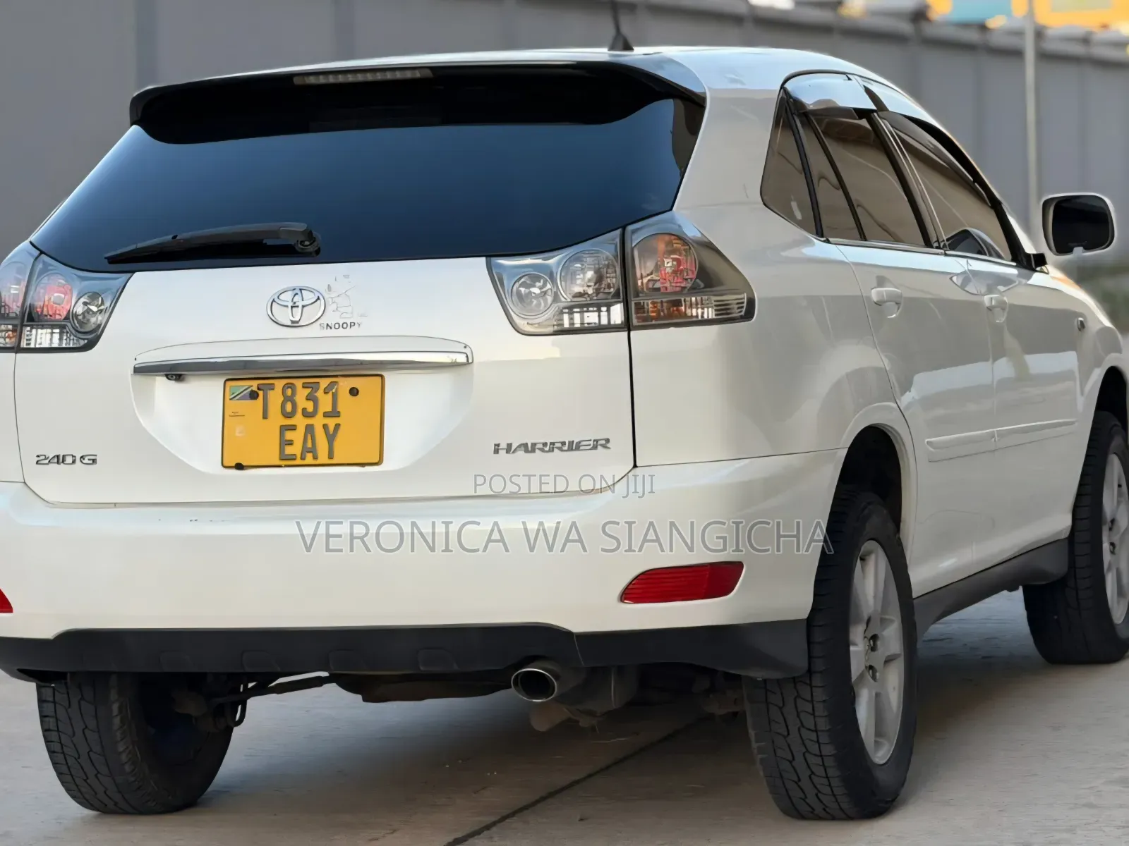 Toyota Harrier 2006 White
