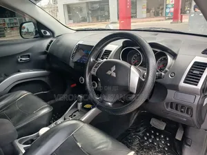 Mitsubishi Outlander 2006 Silver