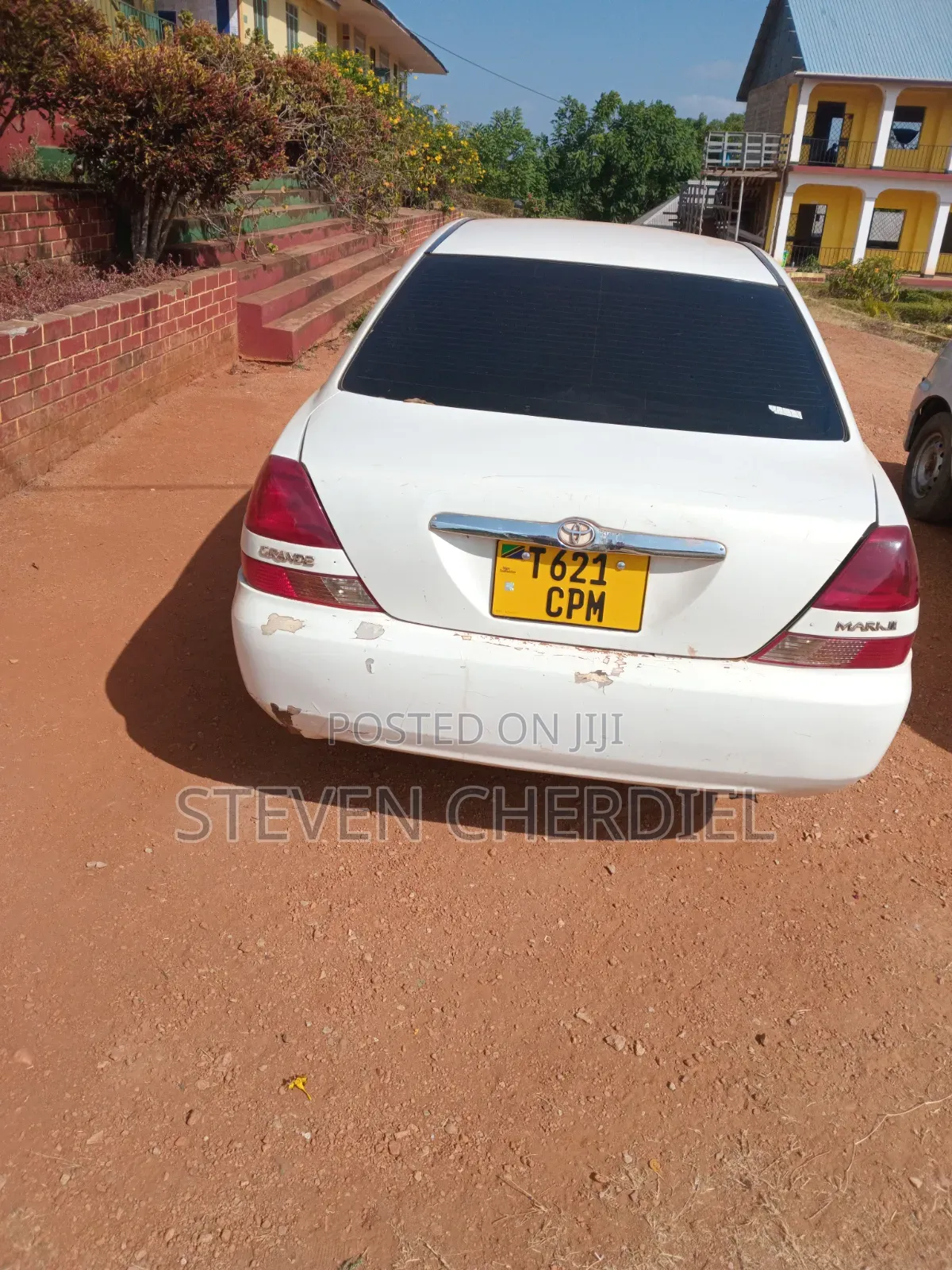 Toyota Mark II 2002 White