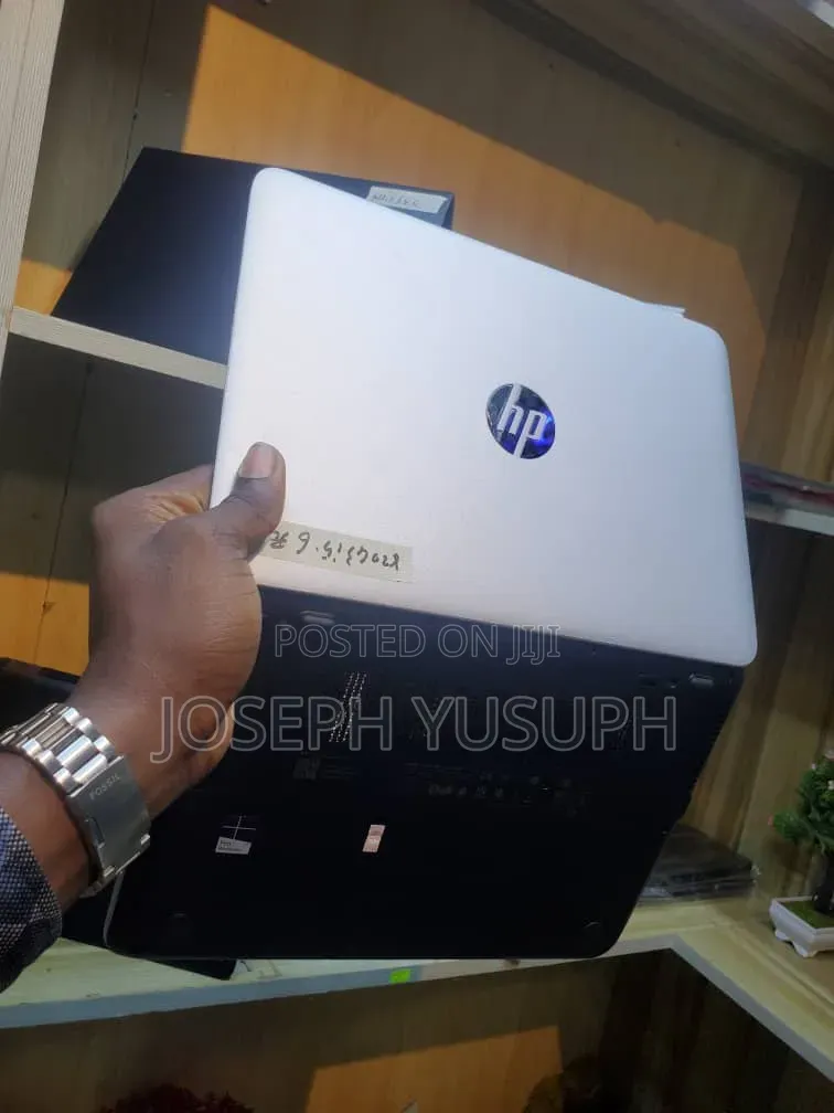 New Laptop HP EliteBook 820 G3 8GB Intel Core i5 SSD 256GB