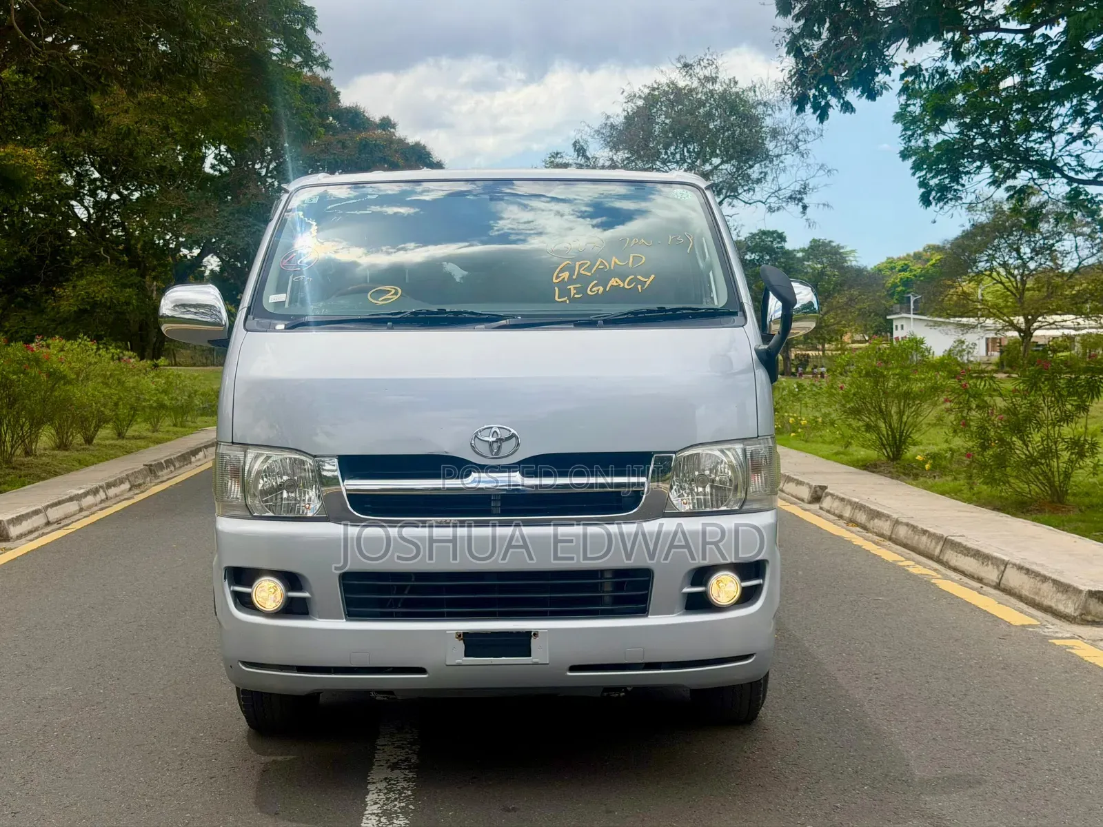 New Toyota Grand HiAce 2002 Silver