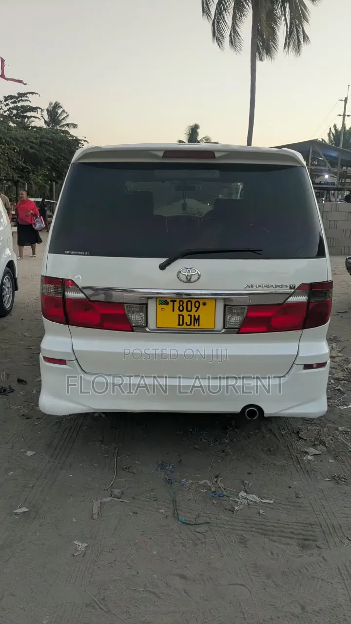 Toyota Alphard 2007 White