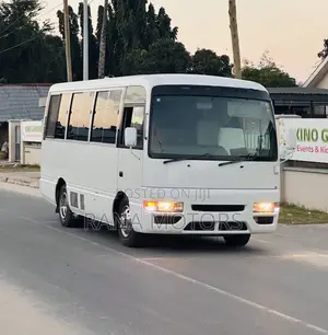 Nissan Civilian 2002 White