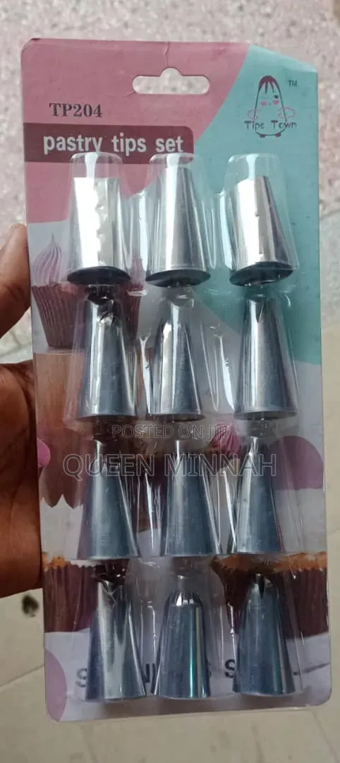 Nozzle Decorating Set 12 PCS