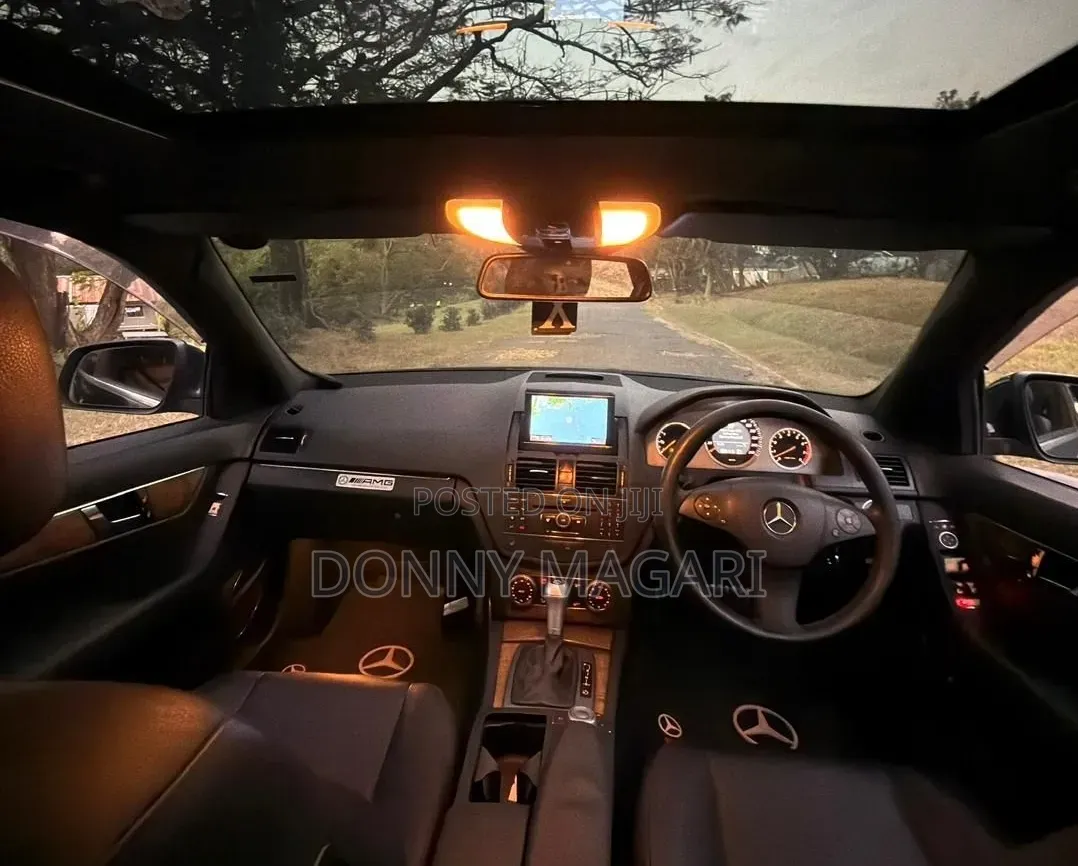 Mercedes-Benz C-Class 2011 Black