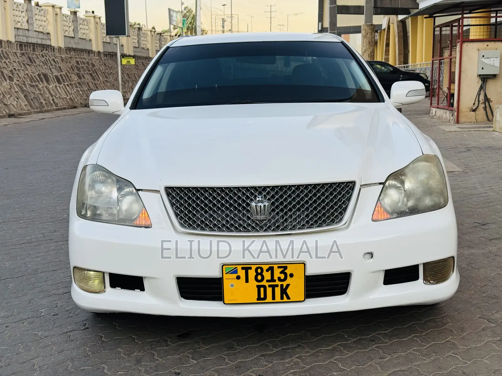 Toyota Crown 2006 Black