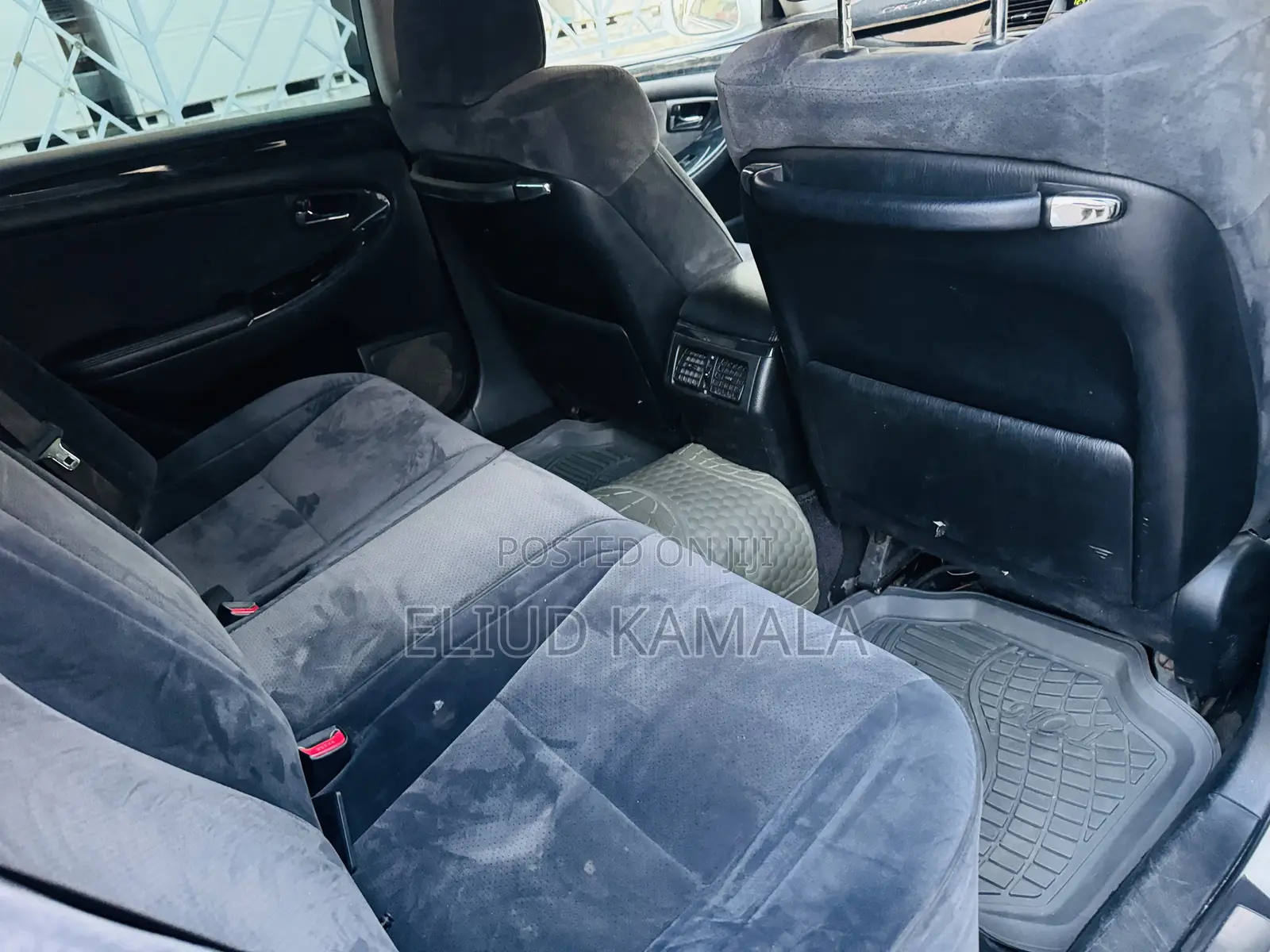 Toyota Crown 2006 Black