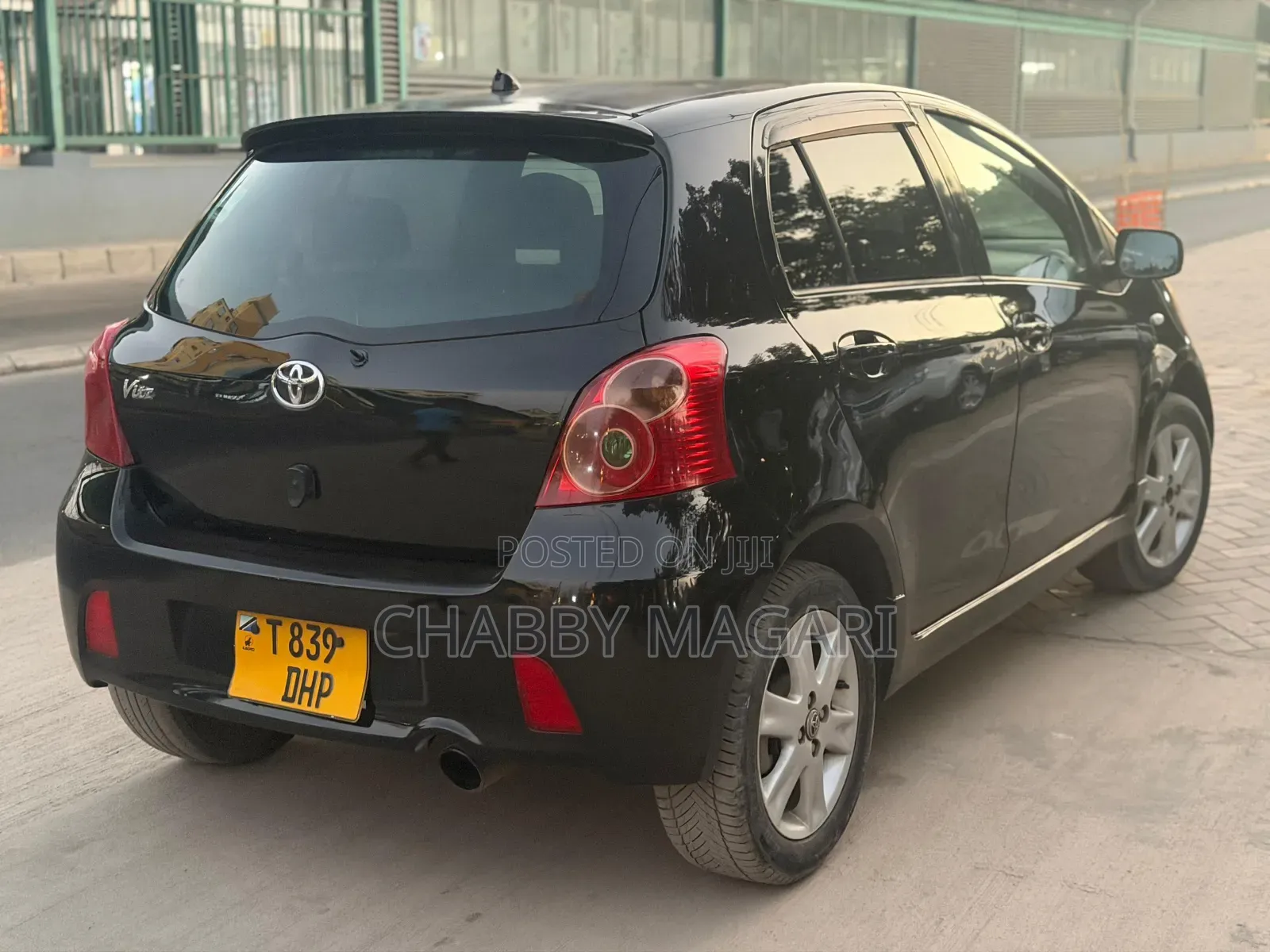 Toyota Vitz 1.5 FWD 5dr 2005 Black