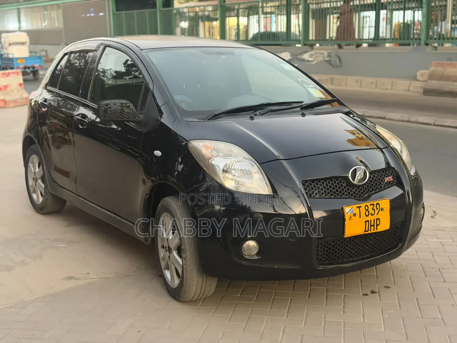 Toyota Vitz 1.5 FWD 5dr 2005 Black