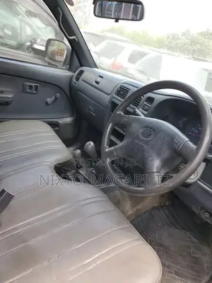 Toyota Hilux 2012 White