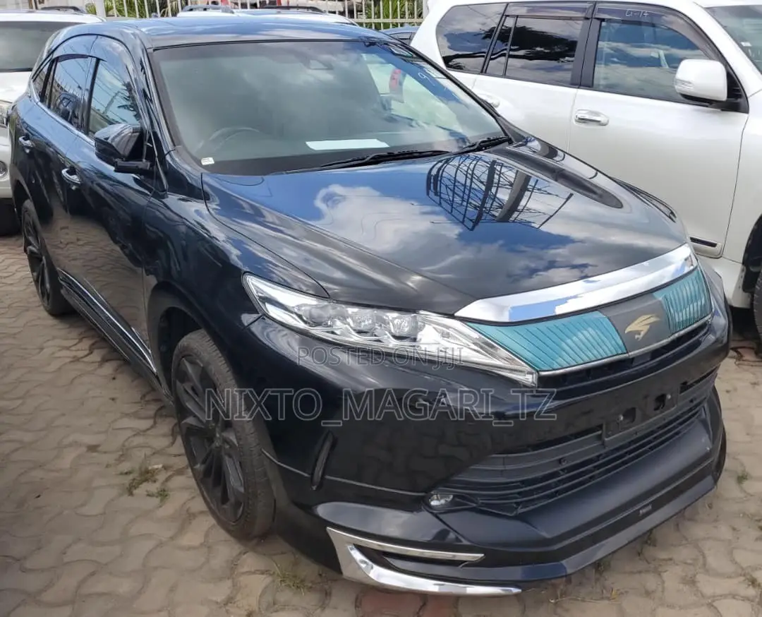 Toyota Harrier 2017 Matt Black