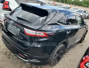 Toyota Harrier 2017 Matt Black