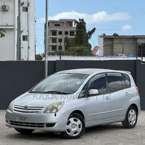 Toyota Corolla Spacio 2005 Silver