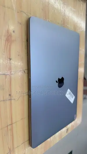 Laptop Apple MacBook Pro 2019 16GB Intel Core i7 SSD 512GB