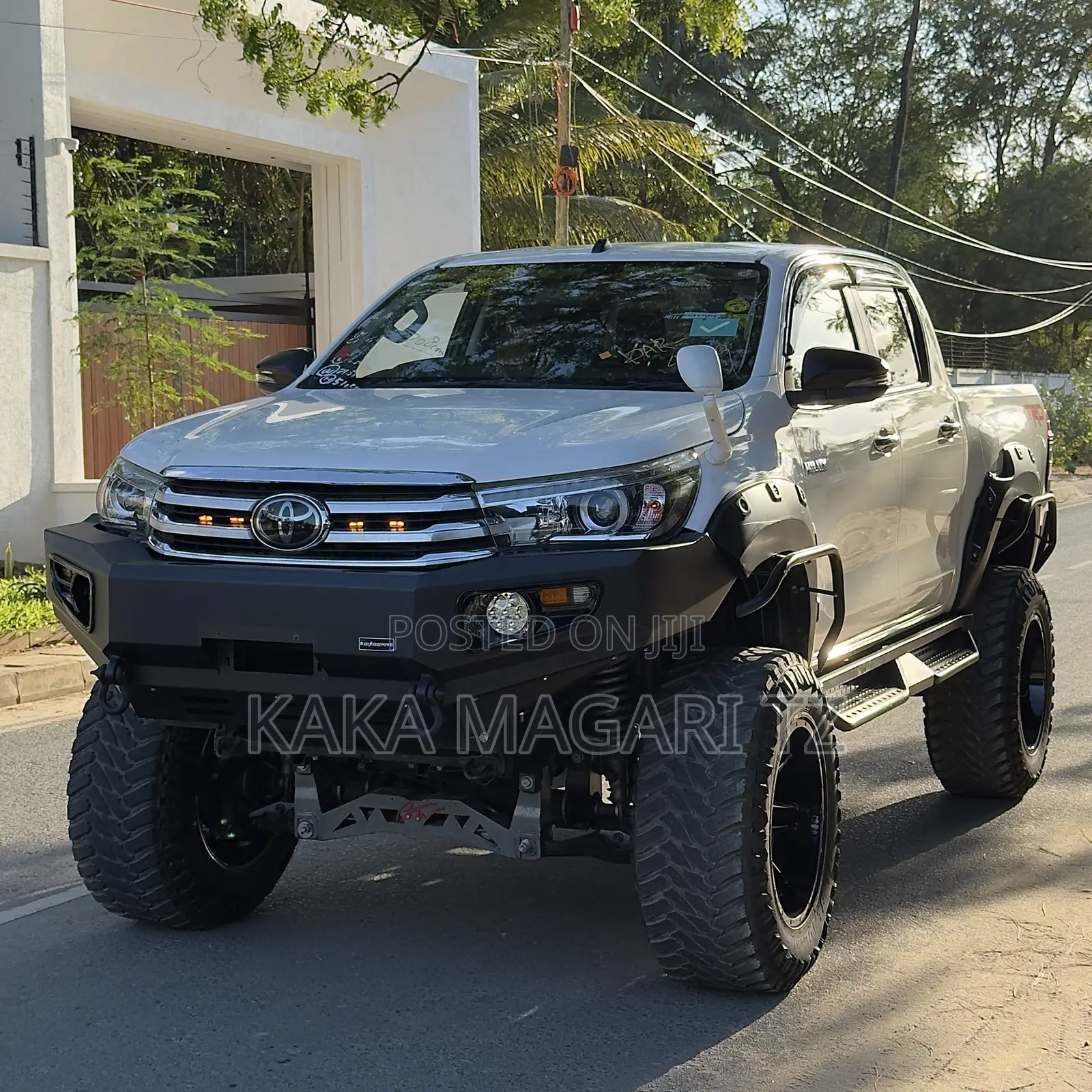 Toyota Hilux 2020 Purple