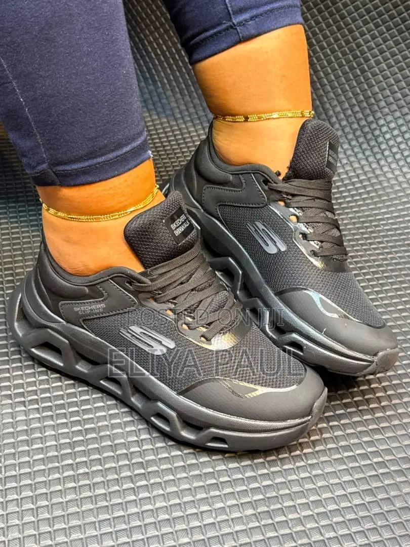 Skecher Go Walk Sneaker