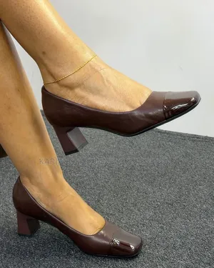 Brand New Ladies Court Shoes