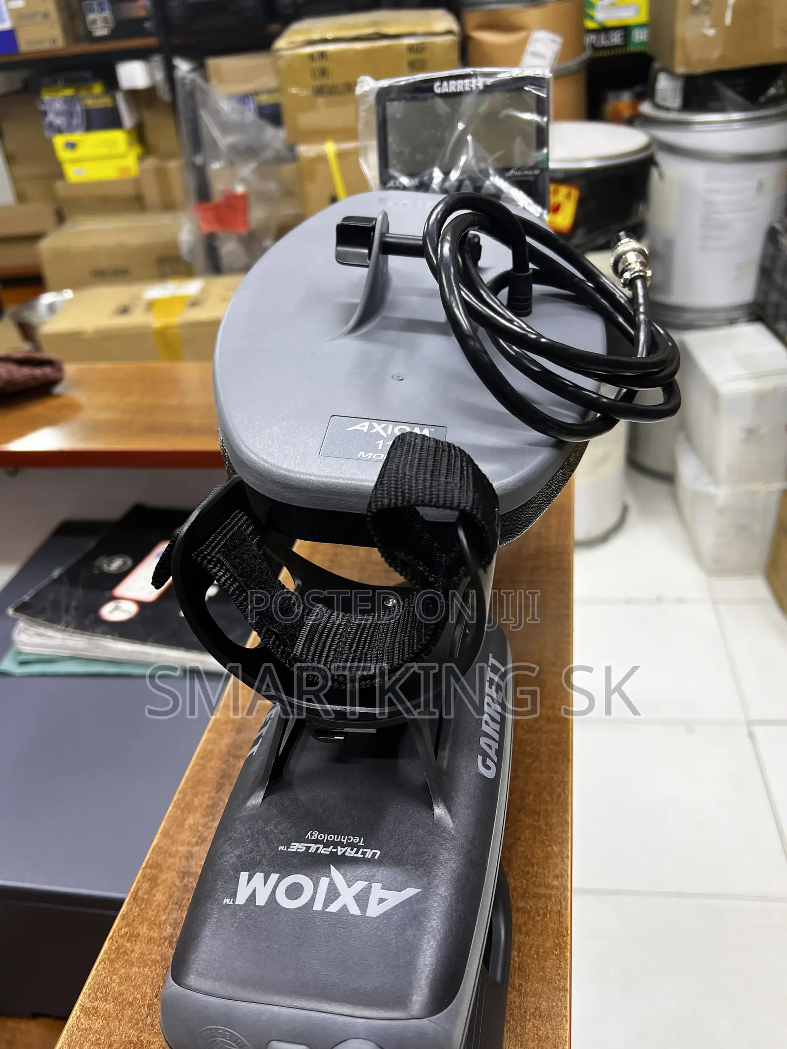 Axiom Gold Metal Detector