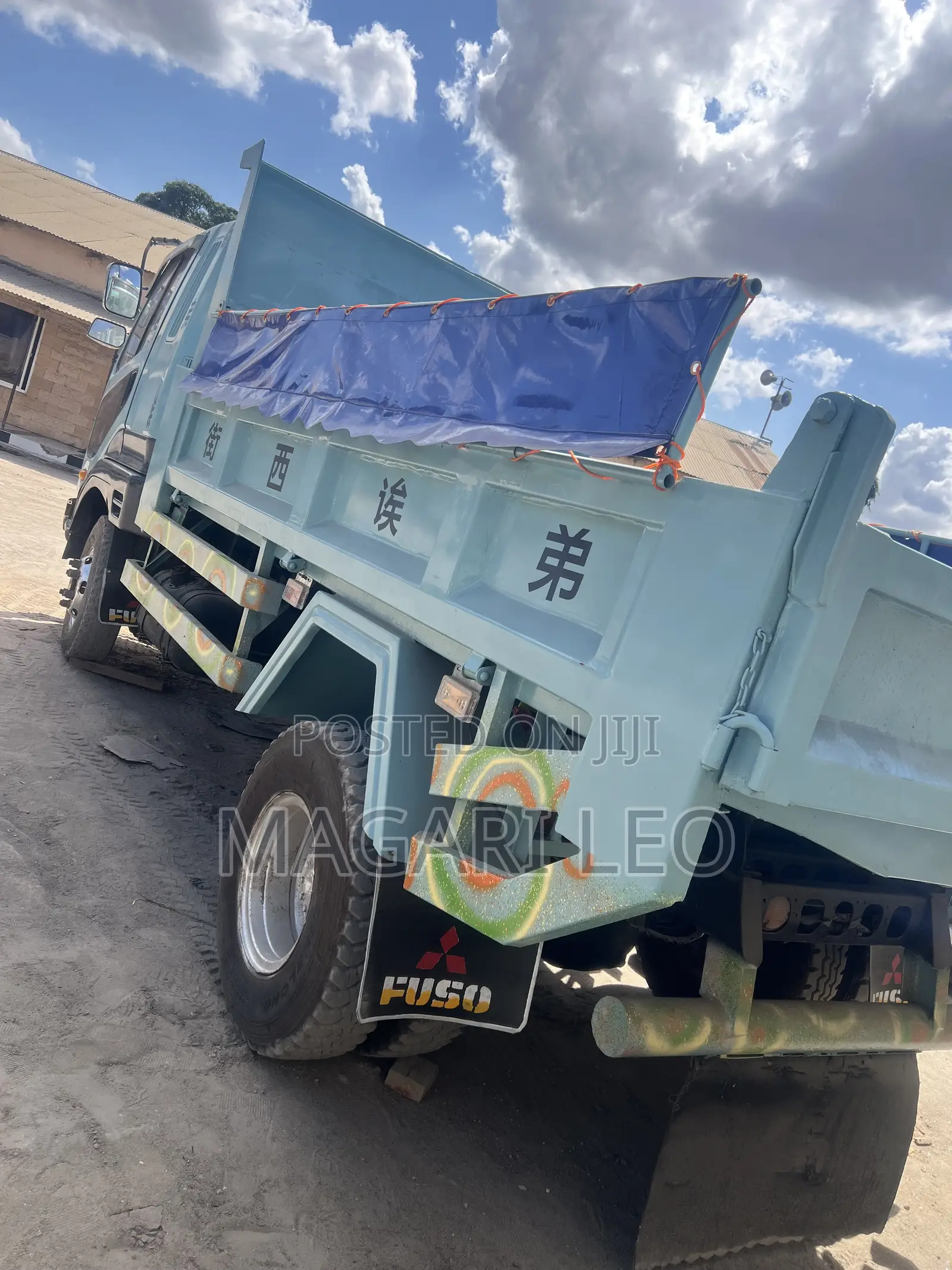 Mitsubishi Fuso Tipper