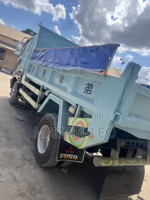 Mitsubishi Fuso Tipper