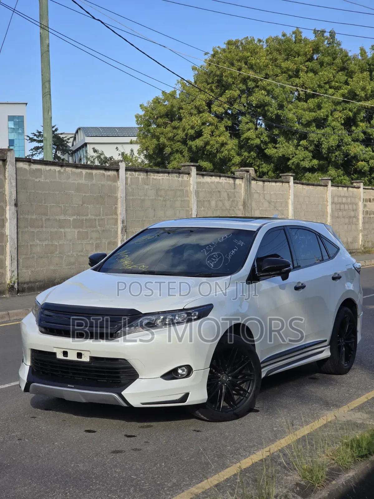 Toyota Harrier 2.0 4WD 2015 White