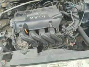 Toyota Corolla 2002 Silver