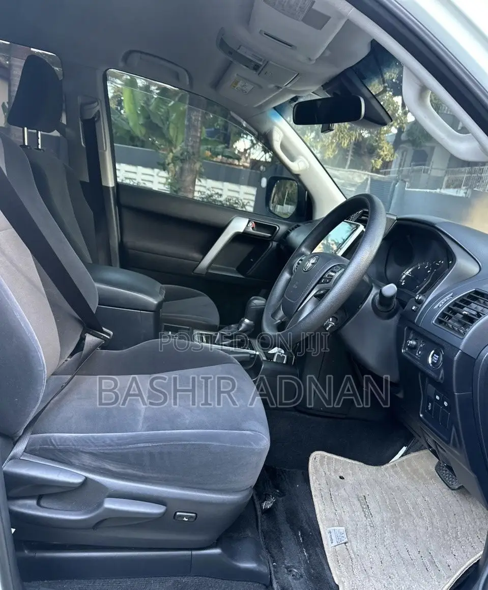 Toyota Land Cruiser Prado 2.8 2020 White