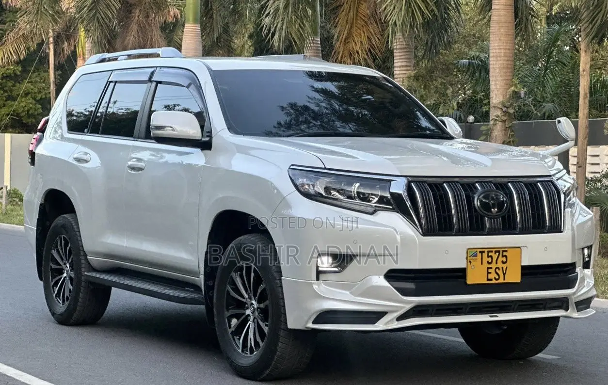 Toyota Land Cruiser Prado 2.8 2020 White