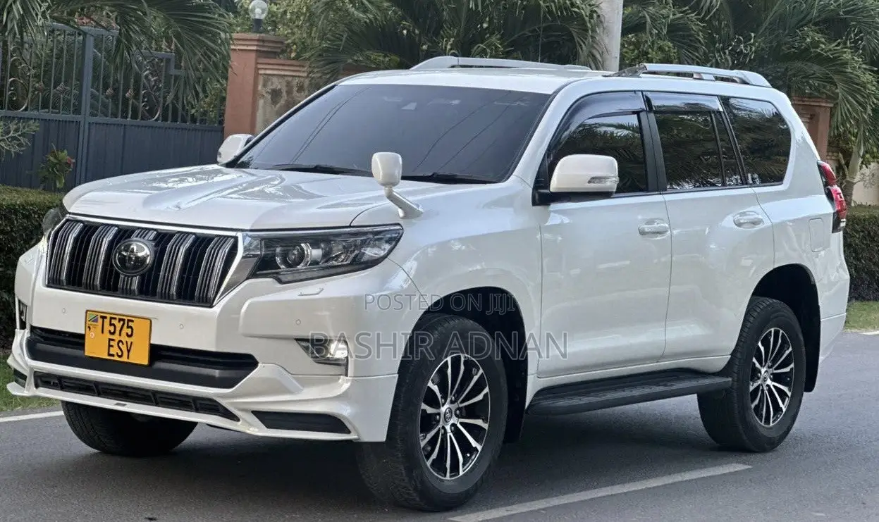 Toyota Land Cruiser Prado 2.8 2020 White