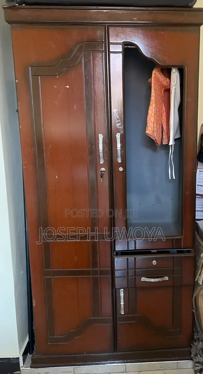 Kabati La Nguo Good Condition