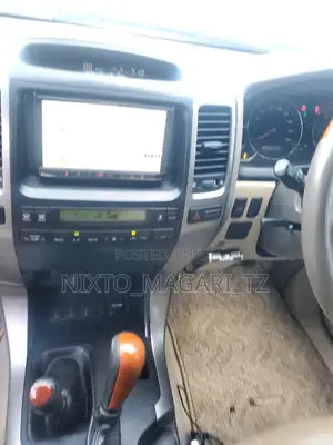 Toyota Land Cruiser Prado 2006 White