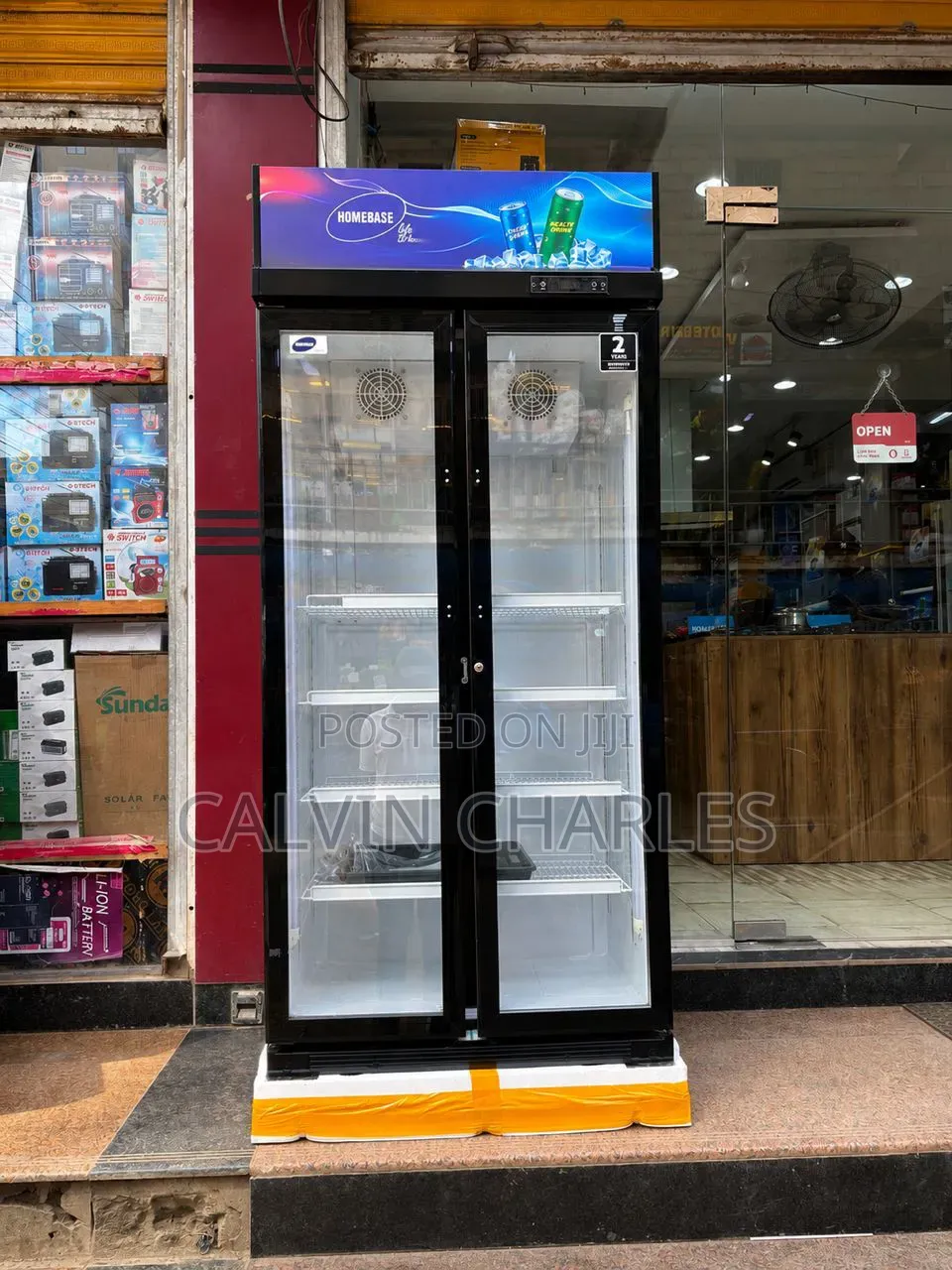 Homebase Showcase  Fridge 560l