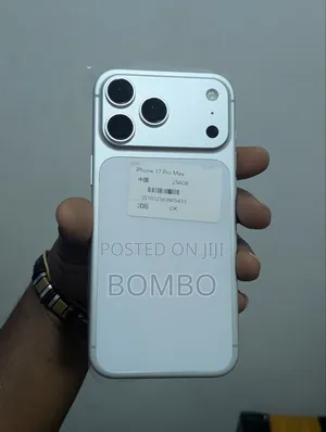 New Apple iPhone 17 Pro Max 256 GB Silver