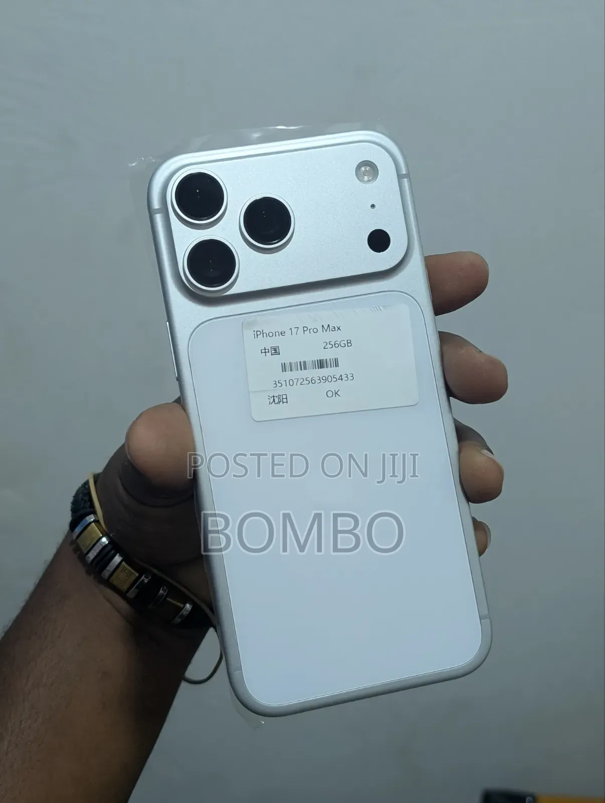 New Apple iPhone 17 Pro Max 256 GB Silver