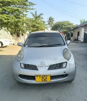 Nissan March 2013 Silver